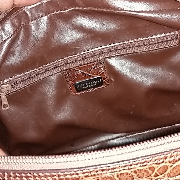 Vintage Saks Fifth Avenue Faux Alligator Purse - Picture 5 of 8